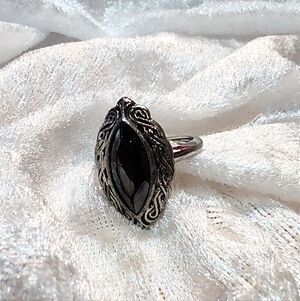 Vintage 70's Shadow Play Avon Hematite Silver Tone Women's Ring Sz 7